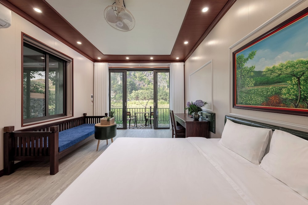 Deluxe Double Room photo 2