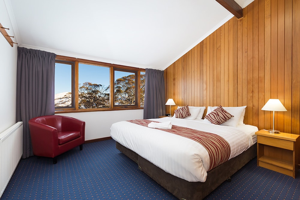 Classic Twin Room, 1 King Bed photo 1