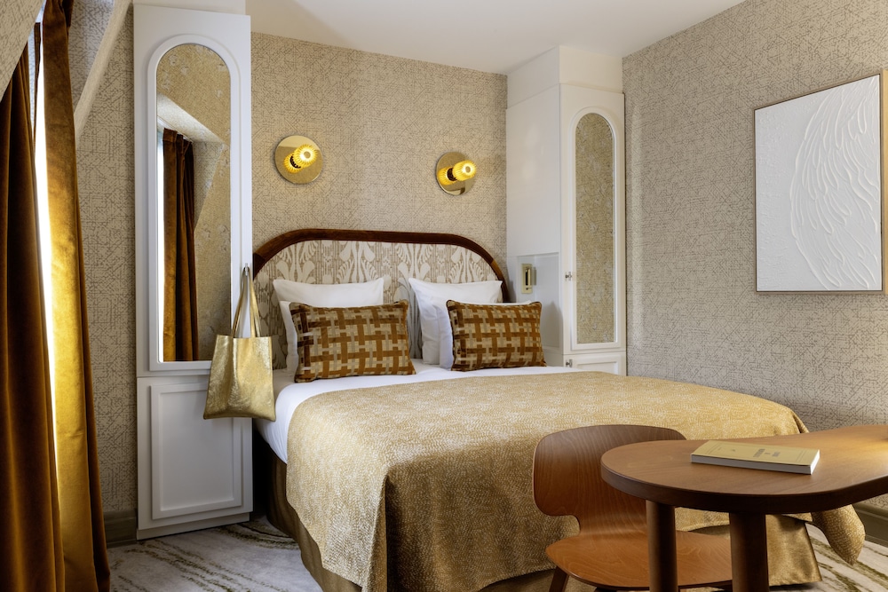 Standard Room photo 3