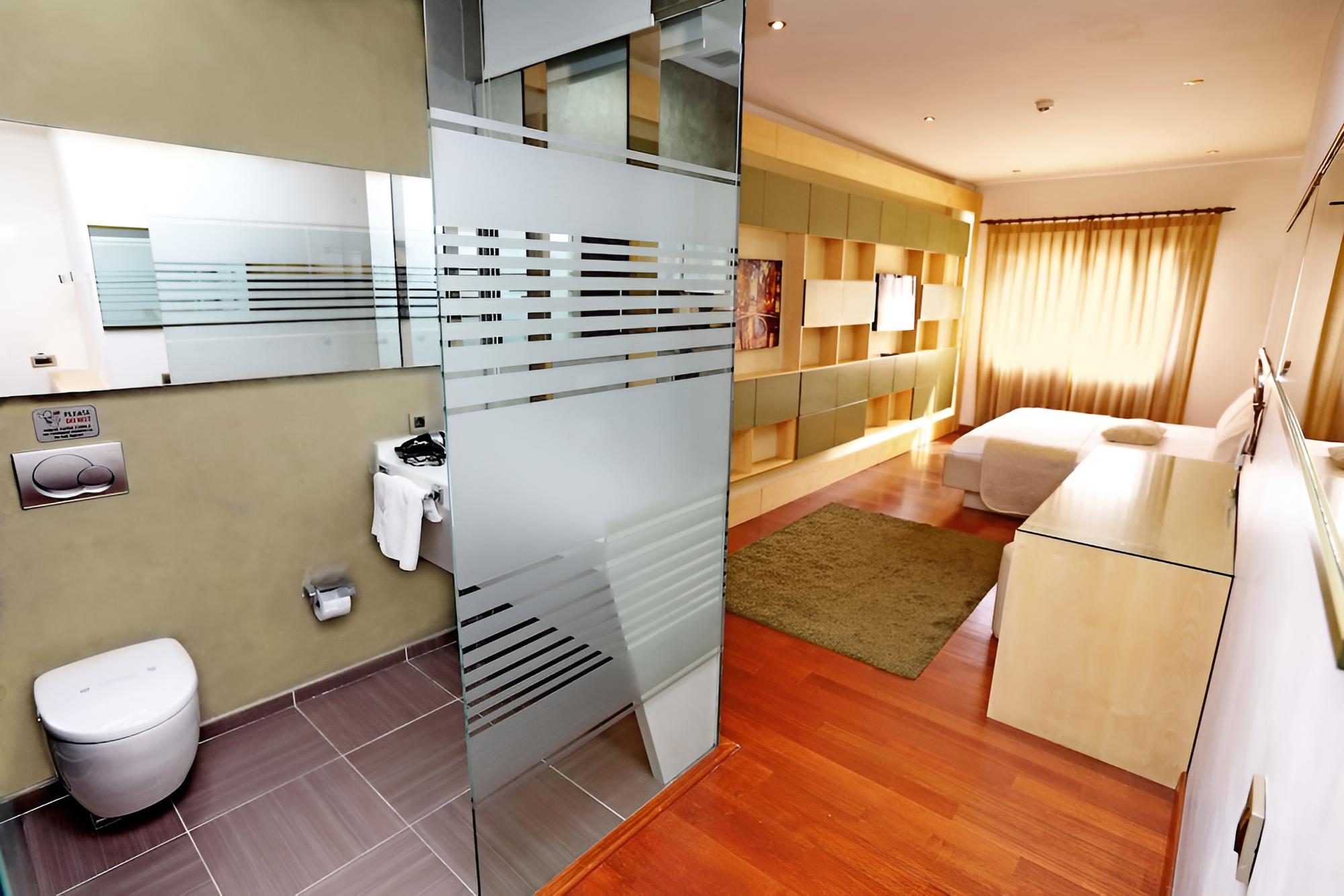 Business Double Room, 1 Bedroom photo 3