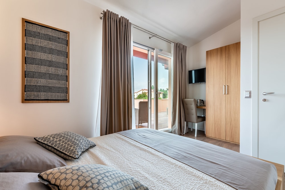 Room, Terrace photo 3