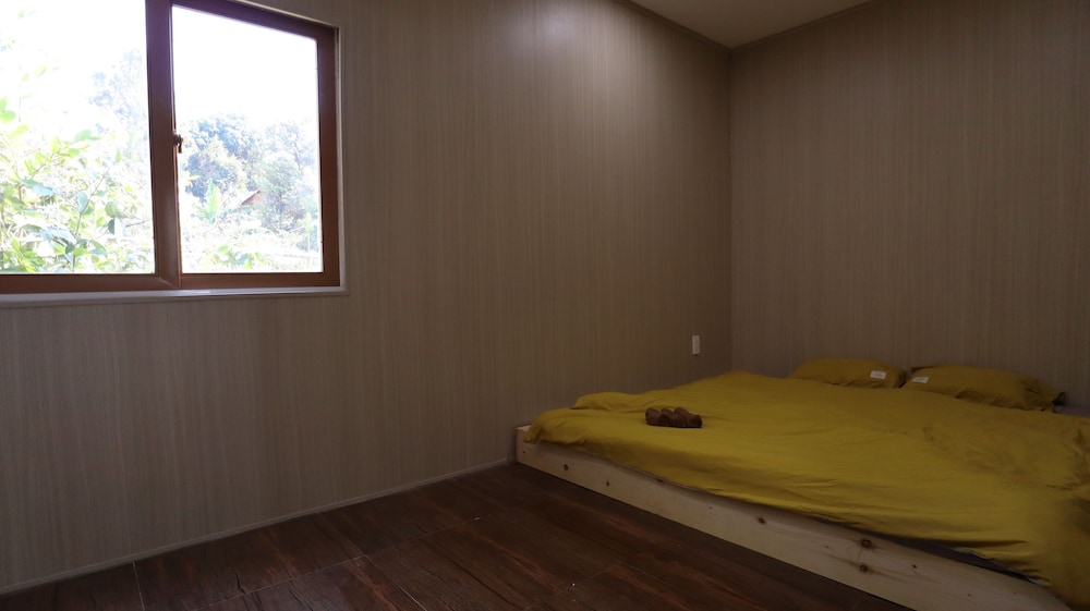 Standard Twin Room, Garden View photo 2