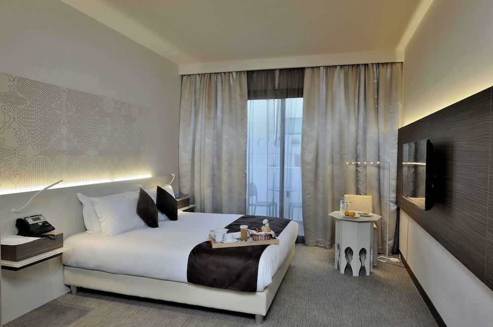 Deluxe Double Room, City View photo 2