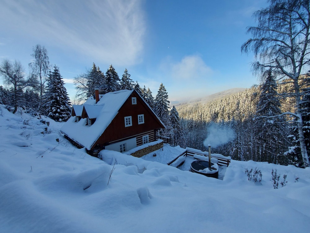 Villa photo 3