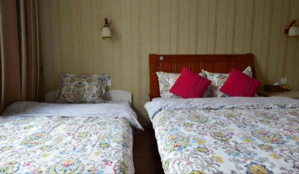 Comfort Twin Room (Mainland Chinese Citizen Only) photo 3