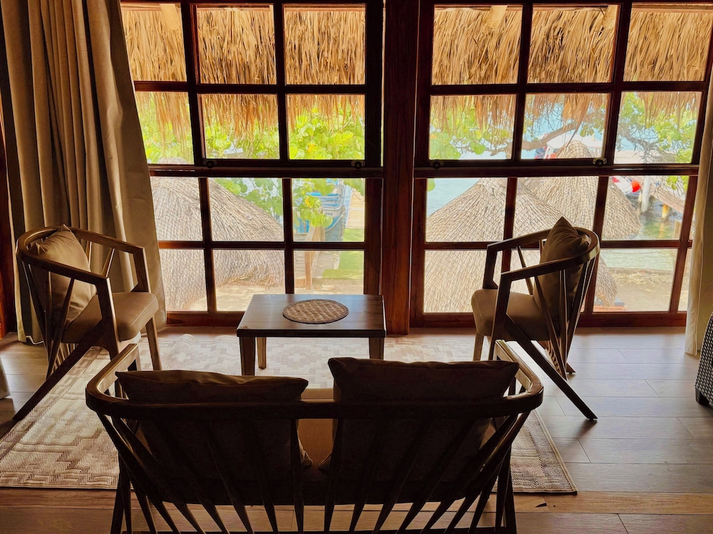 Bungalow, Sea View