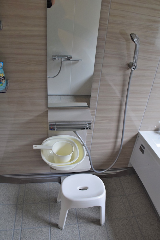 Japanese Style Room, 8 Tatami-mats, Common use Bathroom photo 3