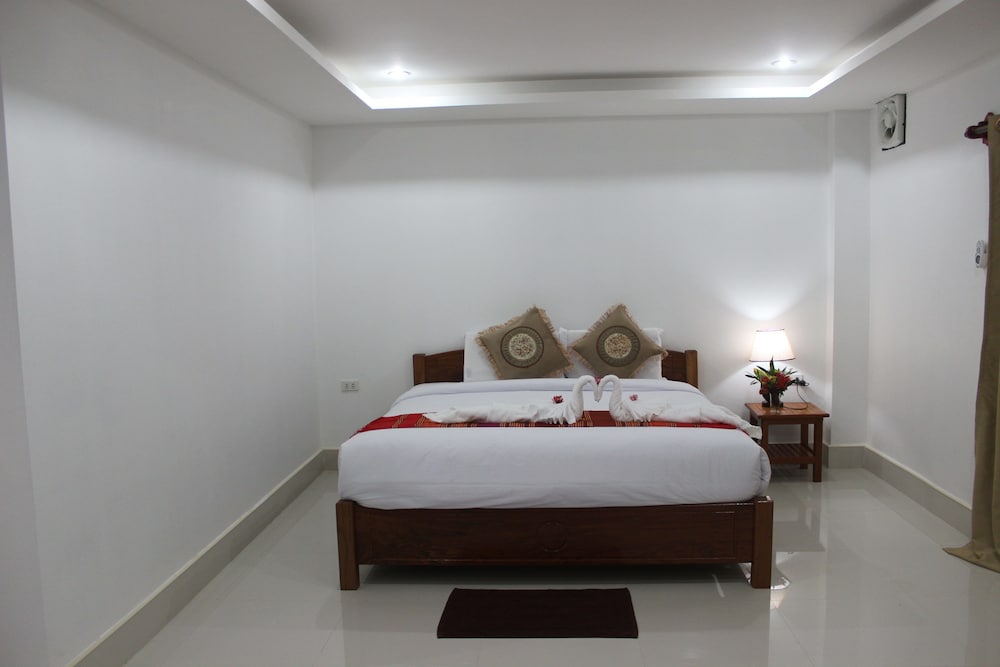 Suite, Balcony, Corner