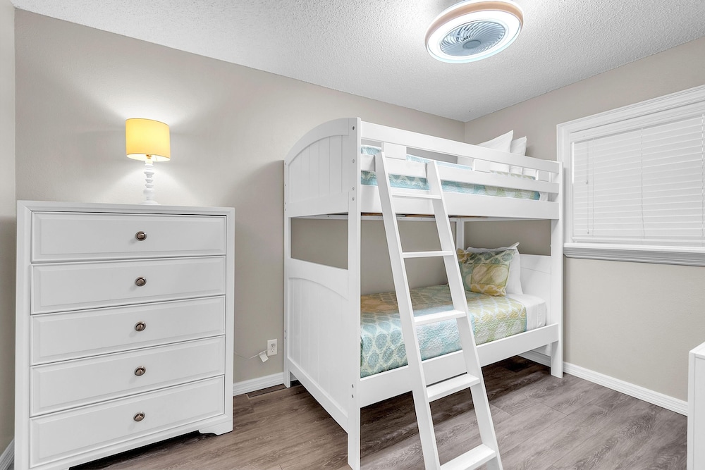 Condo, Multiple Beds (Ram Sea I 405) photo 2