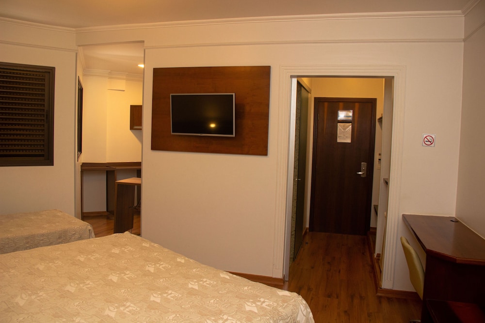 Executive Triple Room photo 3