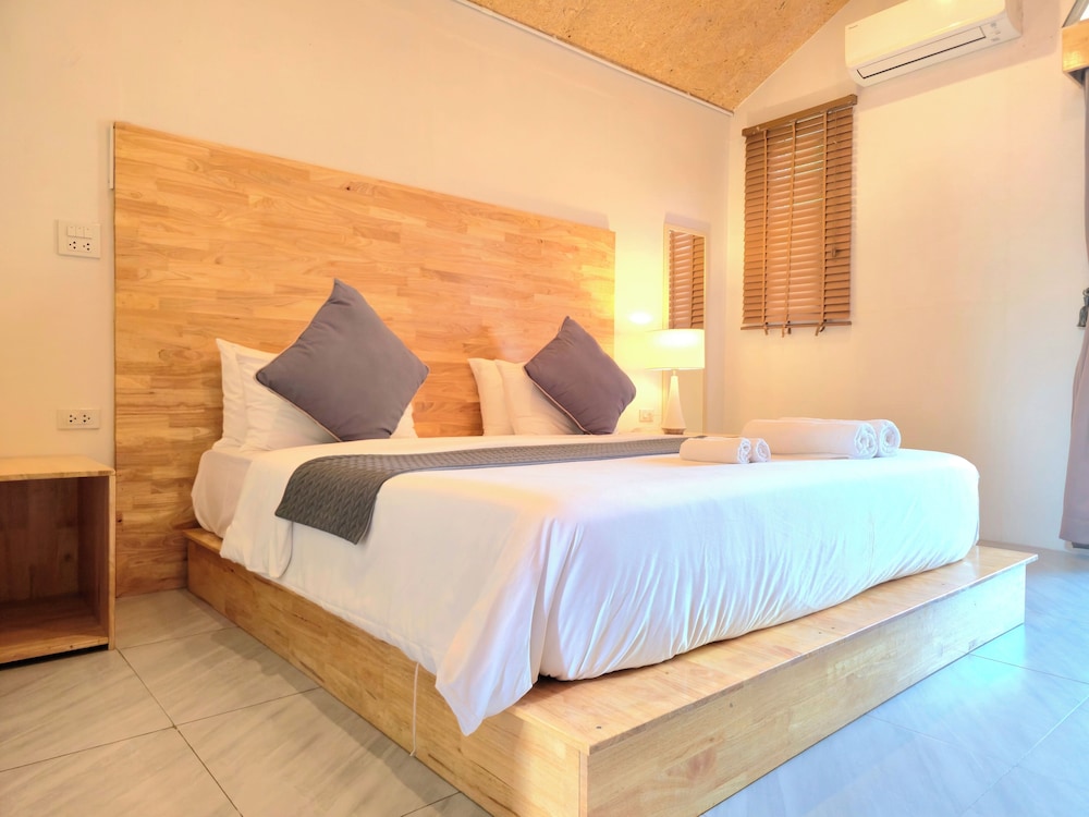 Royal Suite, Lake View photo 3