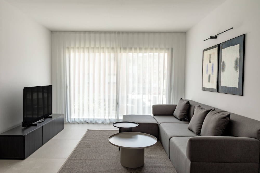 Apartamento Familiar, 3 Habitaciones, Balcón