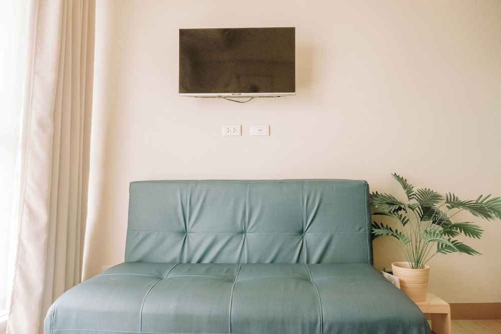 Studio, 1 Bedroom photo 1