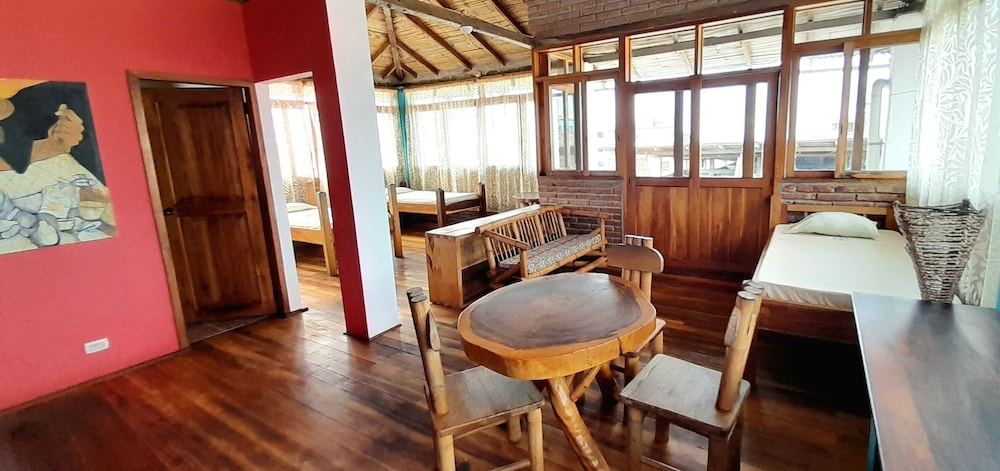 Classic Apartment, Beach View photo 2