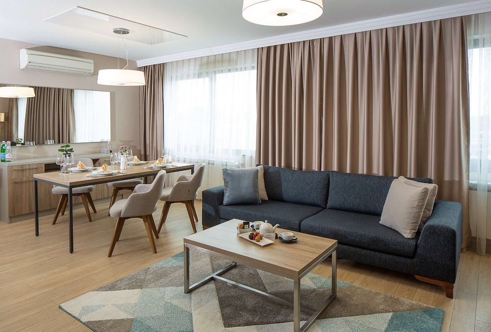 Standard Apartment, Multiple Beds, Non Smoking, Kitchenette (with Sofabed) - Photo 2