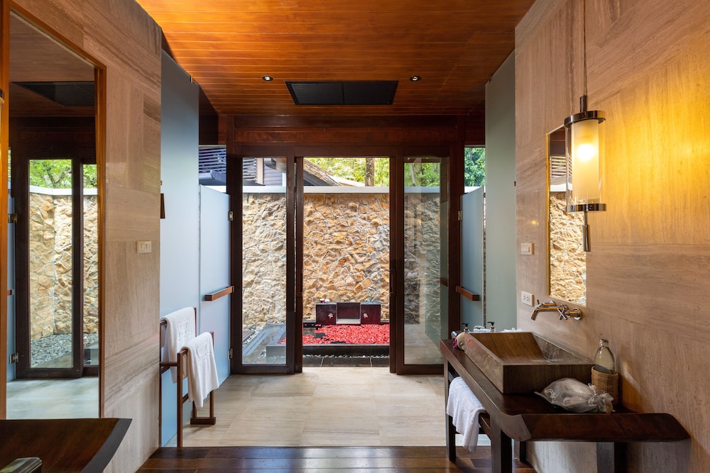 Ocean View Pool Villa - Photo 5
