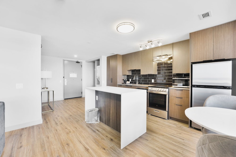 Skye Hotel & Residences, Billede 2