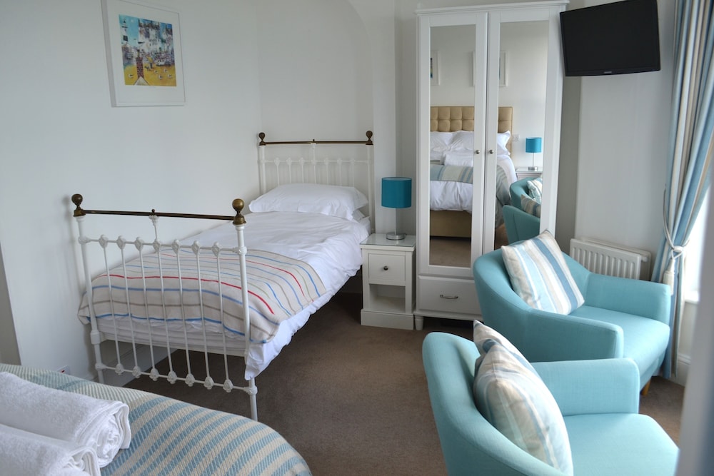 Suite, Ensuite, Sea View (Double Occupancy) photo 2