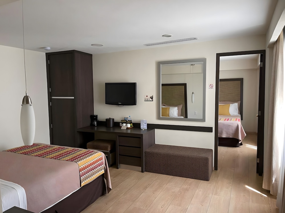 Family Triple Room photo 3