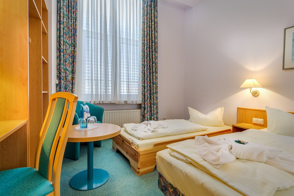 Triple Room - Photo 4
