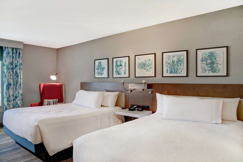 Two Double Beds, Non-Smoking, Accessible photo 2