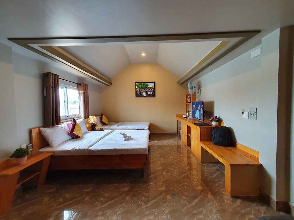 Lake View Room photo 2