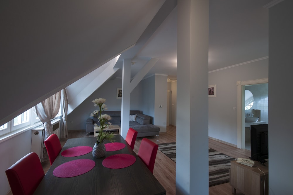 Comfort Apartment, 1 Queen Bed with Sofa bed photo 1