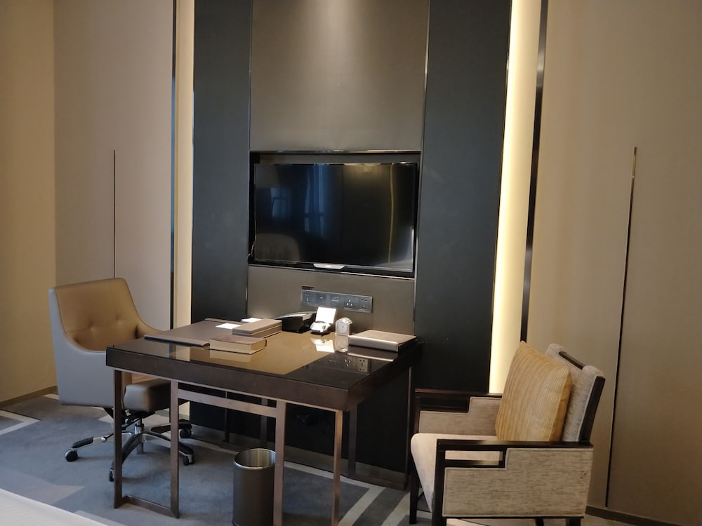 Deluxe Twin Room photo 2