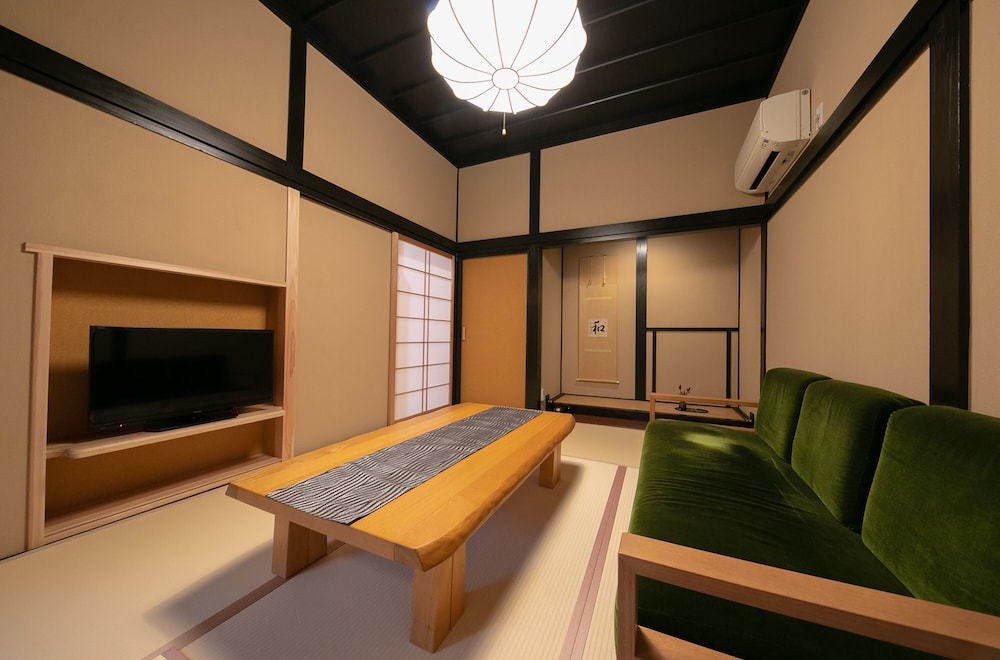 Traditional House (TAKASAGO)