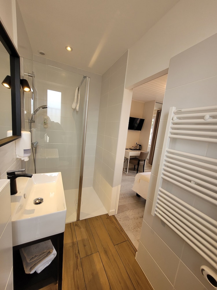 Comfort Double or Twin Room photo 3
