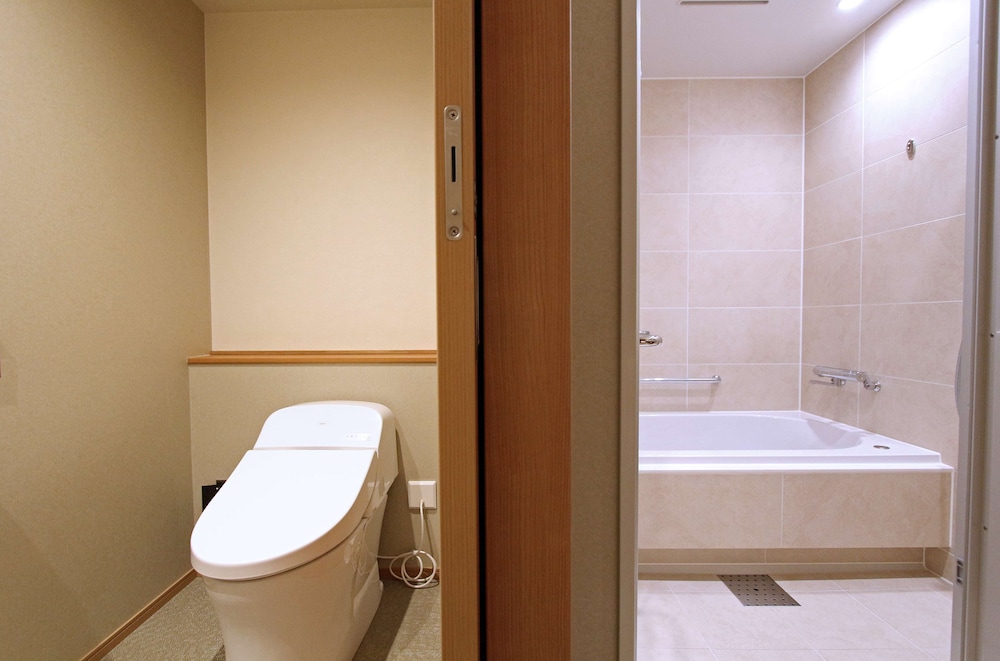 Executive Room, 2 Double Beds, Non Smoking, Bathtub ,Ceiling height 3m(with Single Sofabed) - Photo 14