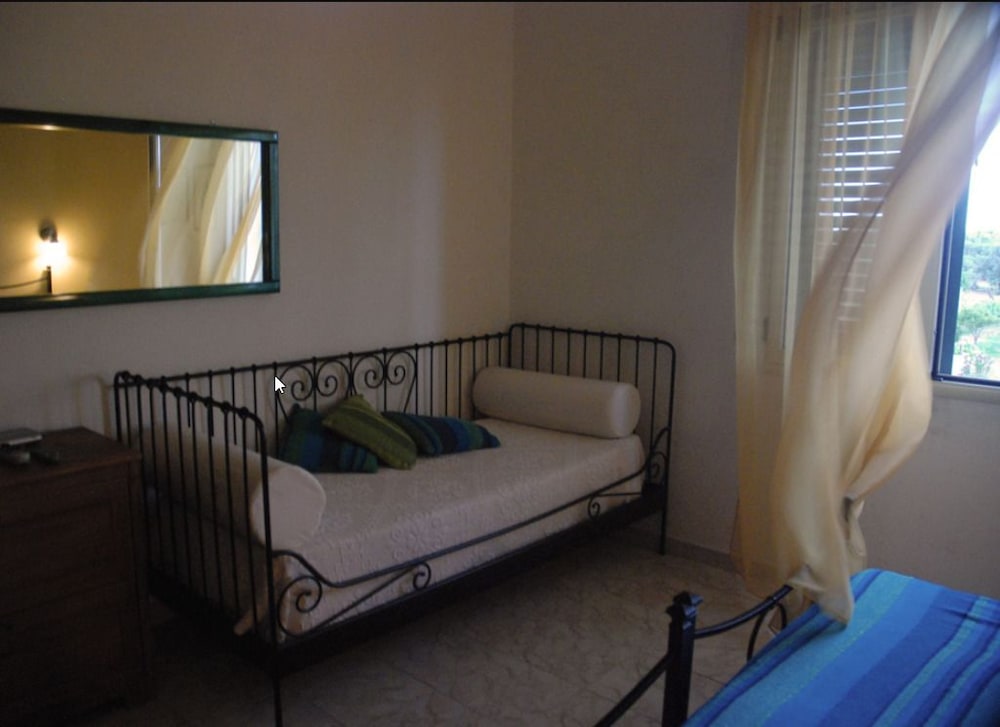 Deluxe Triple Room photo 3