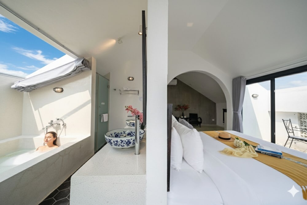 Executive Double Room, Balcony, Garden View