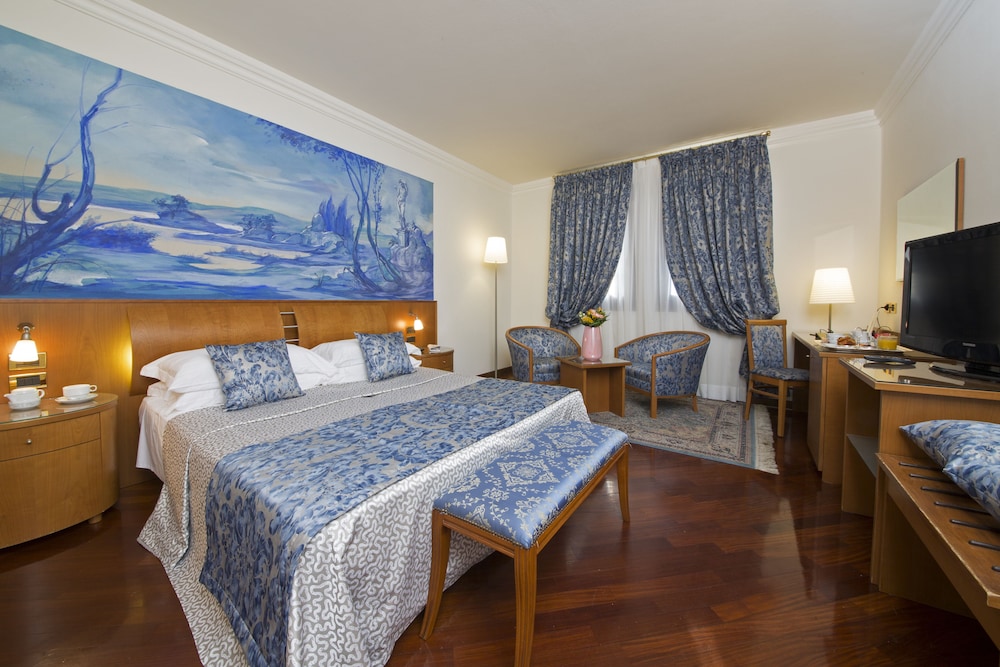Executive Double or Twin Room - Photo 1
