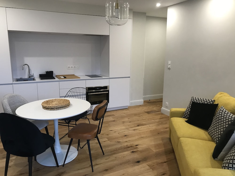 Deluxe Apartment, Ensuite - Photo 15