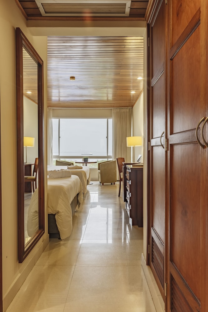 Room, 2 Double Beds (City or Courtyard View) - Photo 2