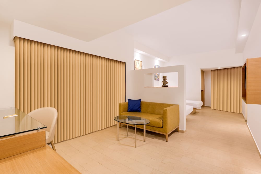 Deluxe Twin Room - Photo 1