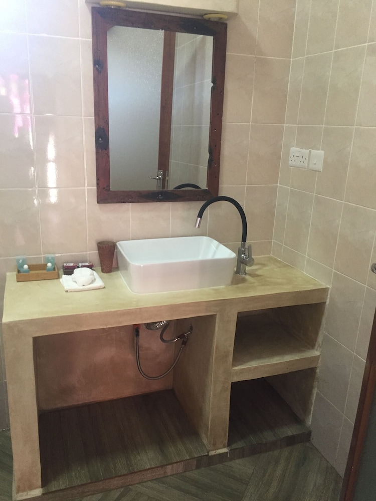 Deluxe Triple Room photo 2