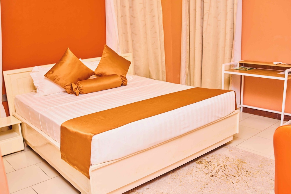 Standard Double Room - Photo 4