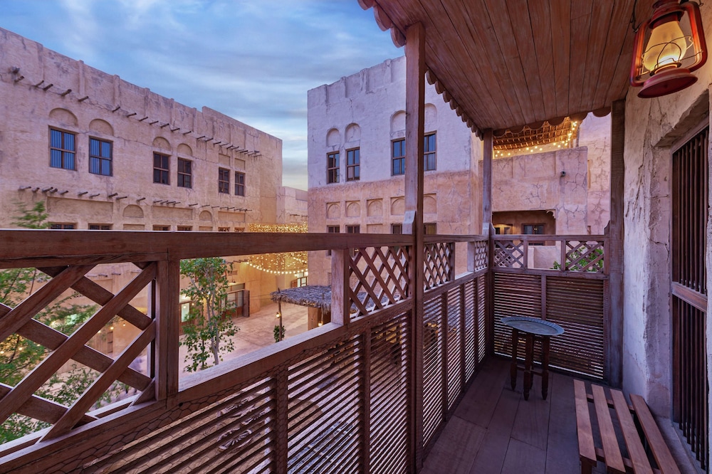 Room, 1 King Bed, Balcony (Heritage, Souq Balcony) photo 3