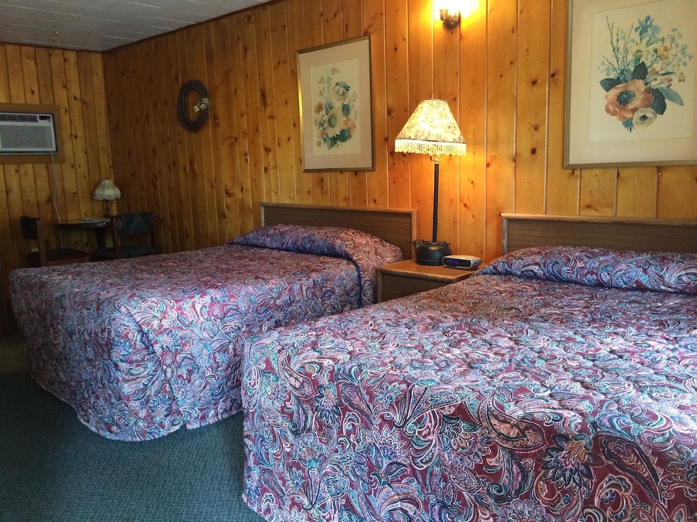 Standard Room, 2 Queen Beds photo 2