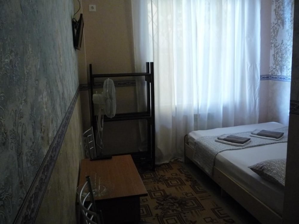Economy Double Room photo 1