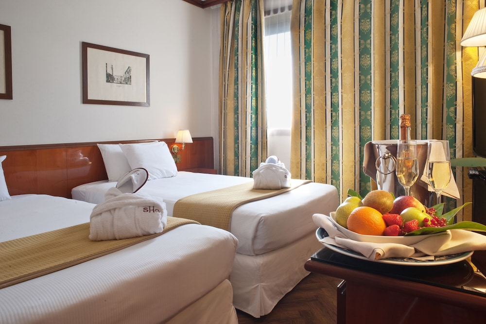 Executive Double Room photo 1