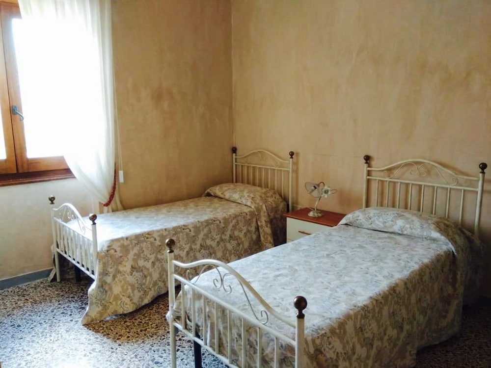 Camera dei fratelli photo 1