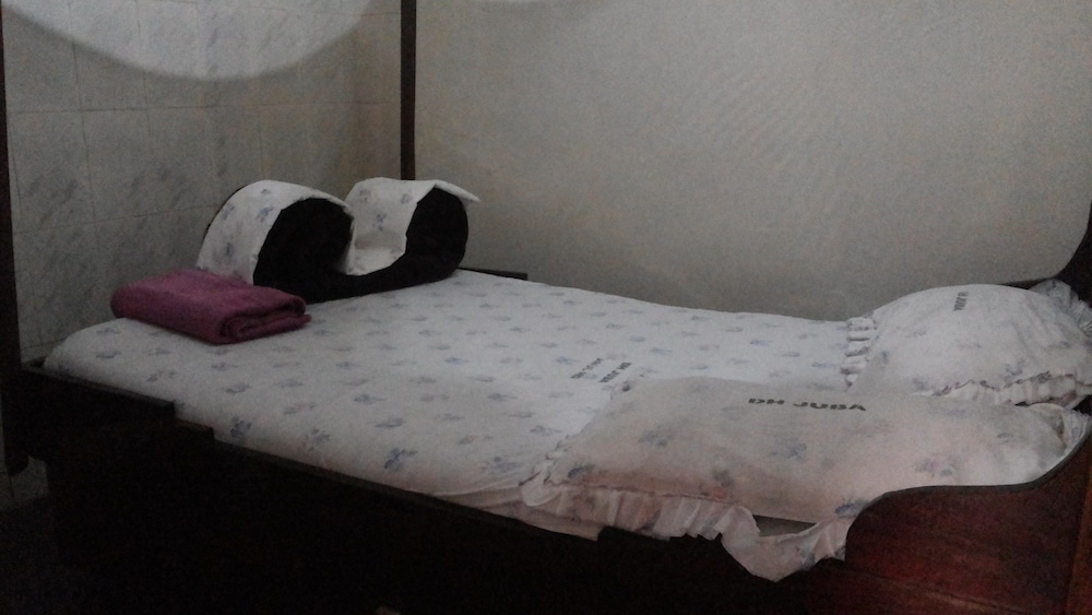 Single Room photo 3
