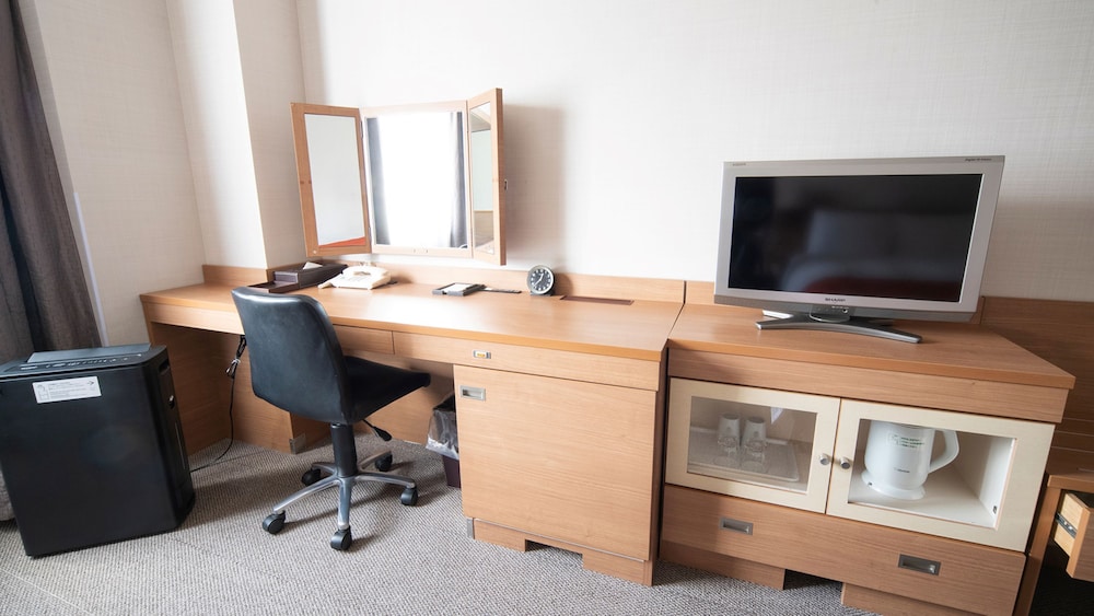 Superior Twin Room, 2 Double Beds, Non Smoking (Castle View) photo 3