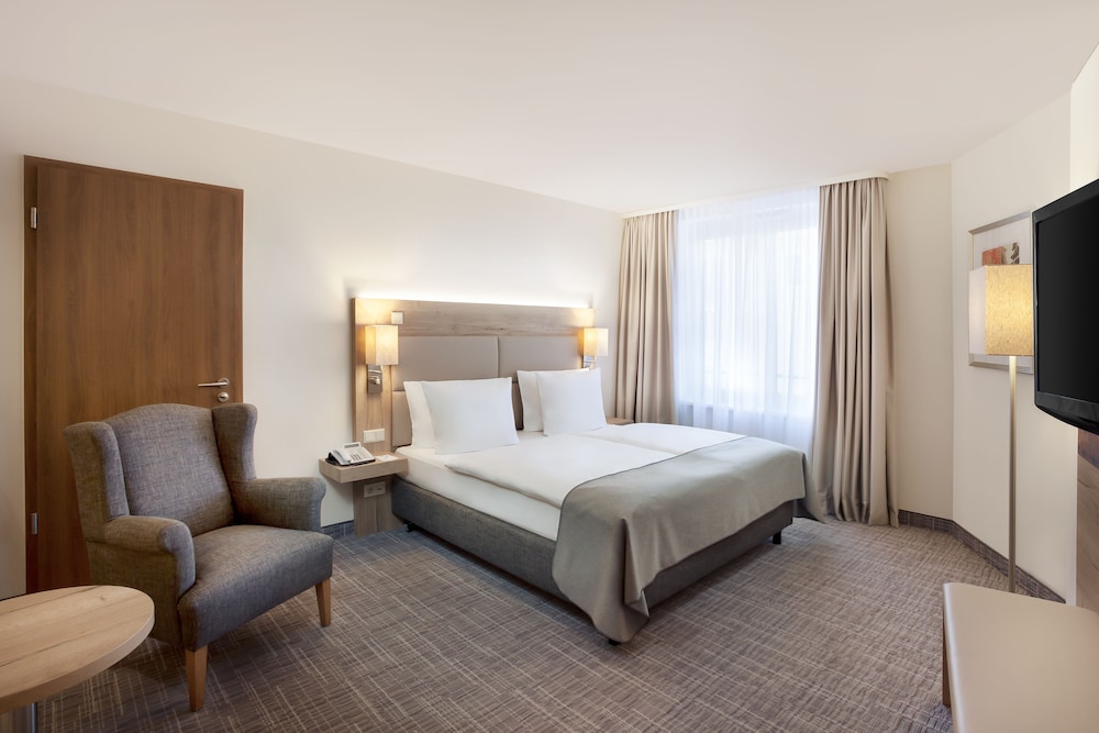 Premium Room, 1 King Bed (Central Building)