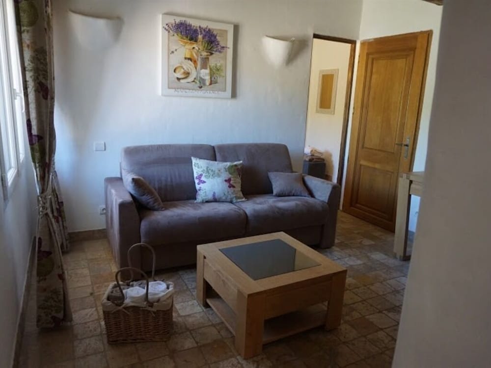 Standard Suite, Private Bathroom (les chenes) photo 2