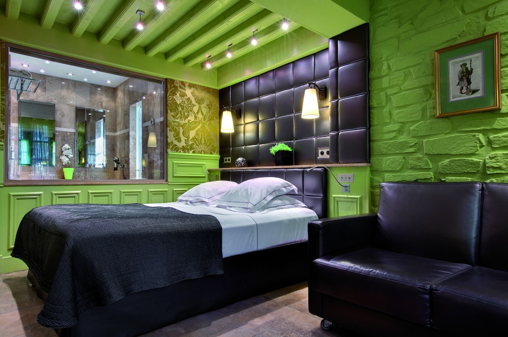 Superior Triple Room (occ max 3) photo 2