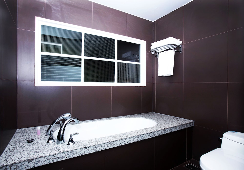 Premium Ocean Double Room - Photo 6
